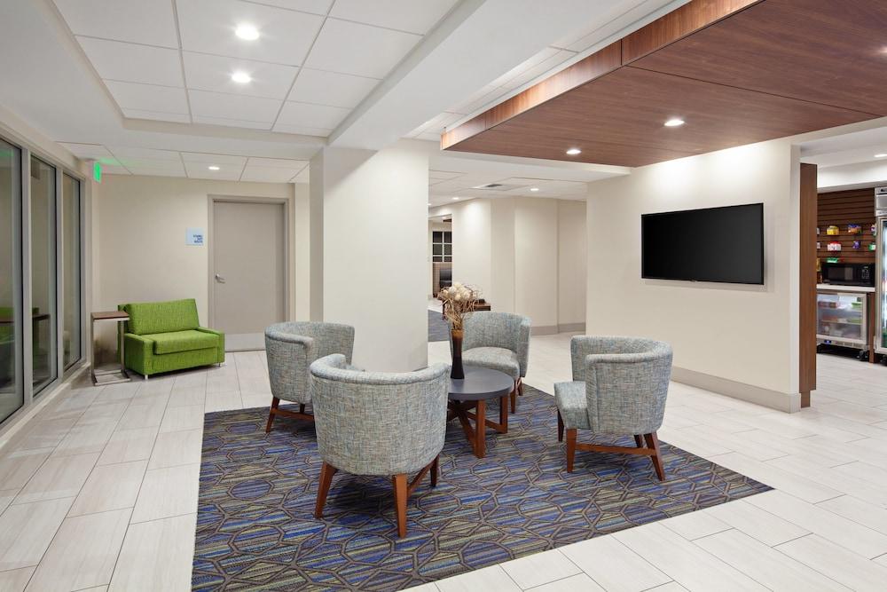 هوليداي إن إكسبرس هوتل آند سويتس سان دييجو إسكونديدو باي آيتش جي المنطقة الخارجية