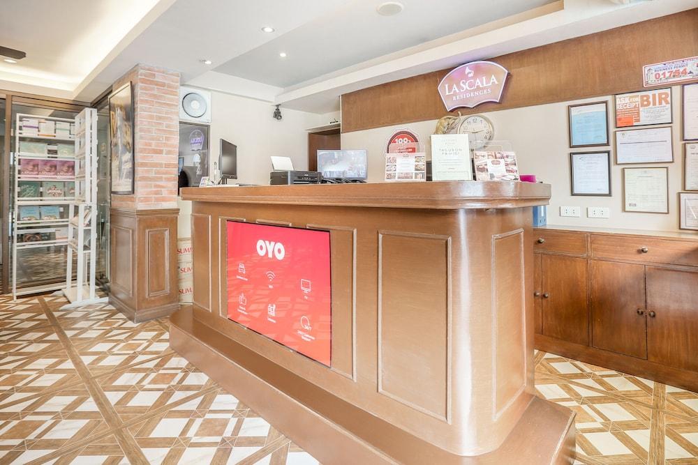 OYO 419 La Scala Residences Reception