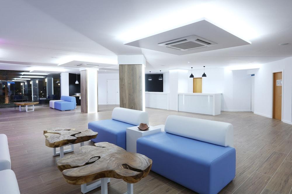 ساندوس إل جريكو هوتل - للبالغين فقط منطقة الانتظار في الردهة