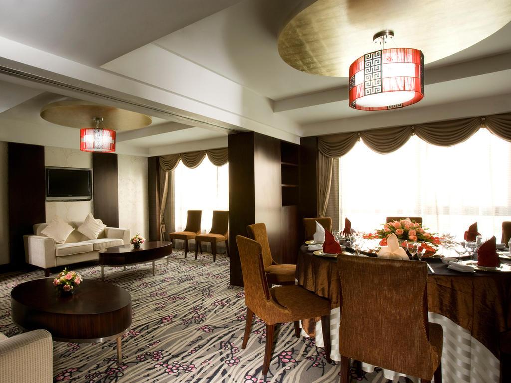 راديسون بلو هوتل شنغهاي هونج كوان أخرى