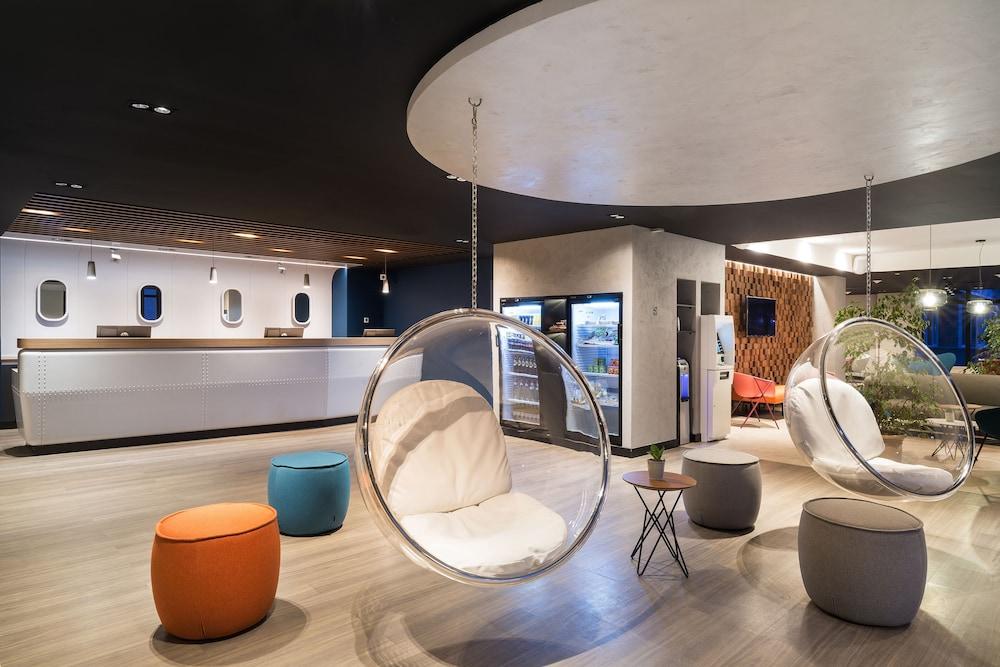 بارك إن باي راديسون شيريميتيفو إيربور... الردهة