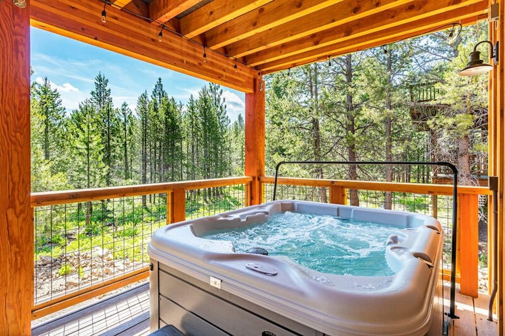 Dreams and Streams by Tahoe Mountain Properties Featured Image