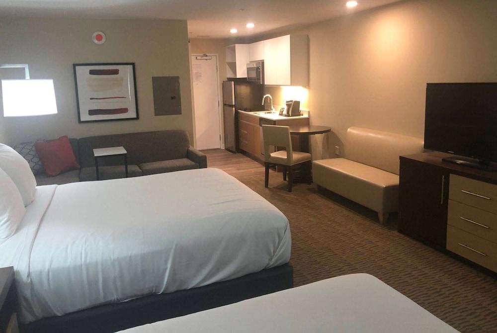 هوثورن إكستينديد ستاي باي ويندام موناهانز غرفة