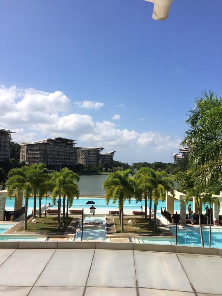 Beach Condos Pico de Loro Hamilo Coast Outdoor Pool