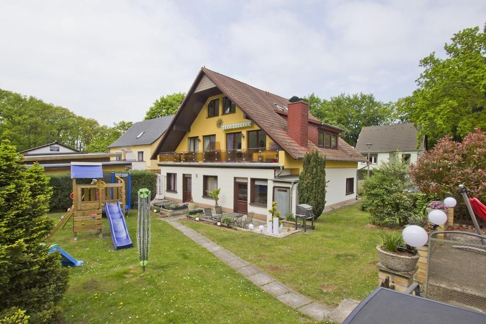 فيرينهوس باب