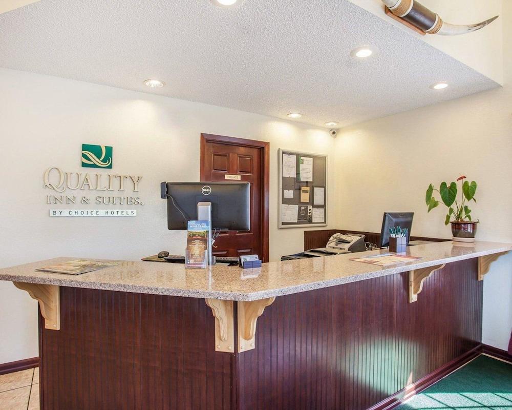 كواليتي إن آند سويتس توبينيش - ياكيما فالي الردهة