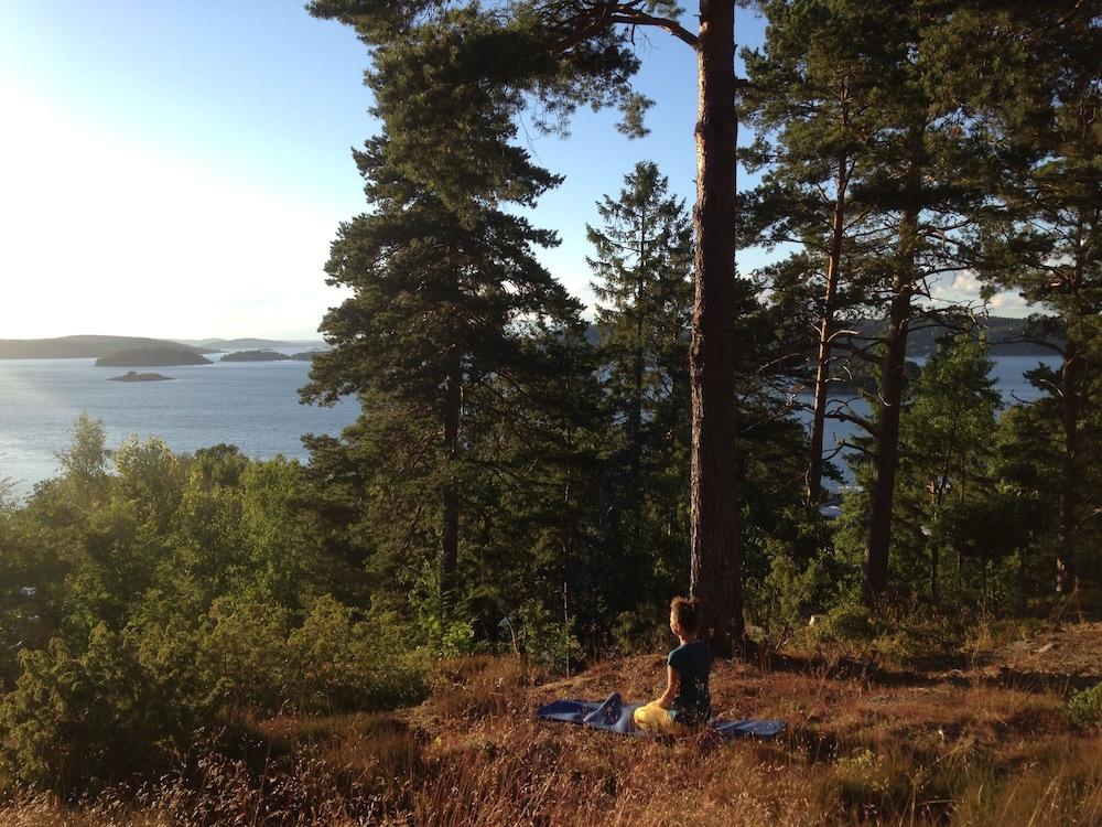 Anfasteröd Gårdsvik Property Grounds