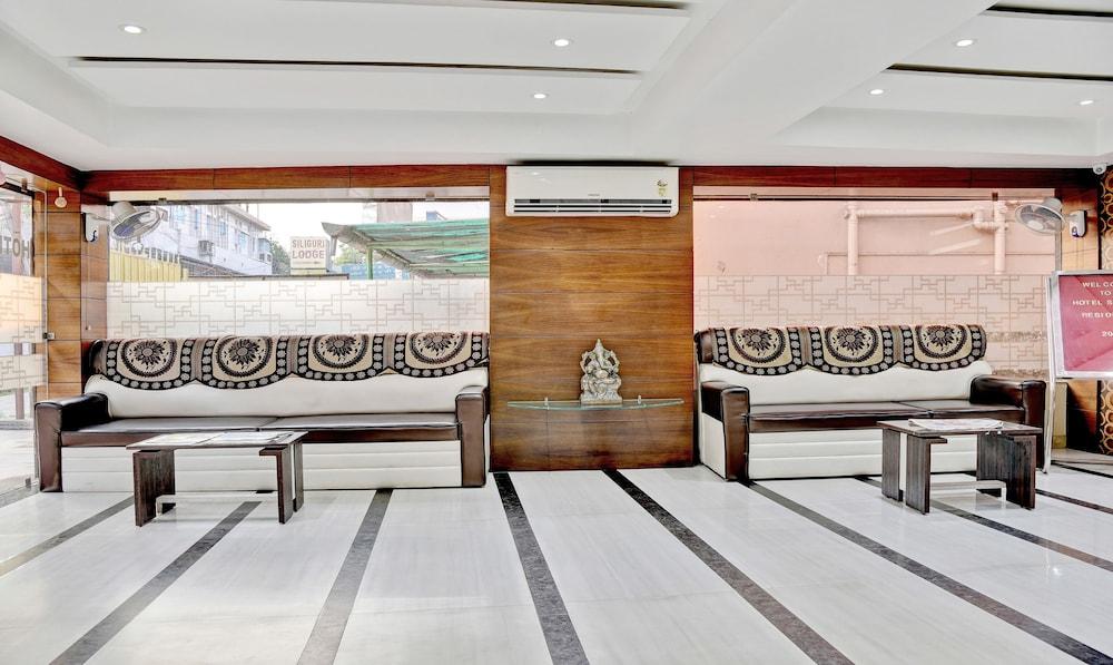 Treebo Trip Sathi Residency Lobby Sitting Area
