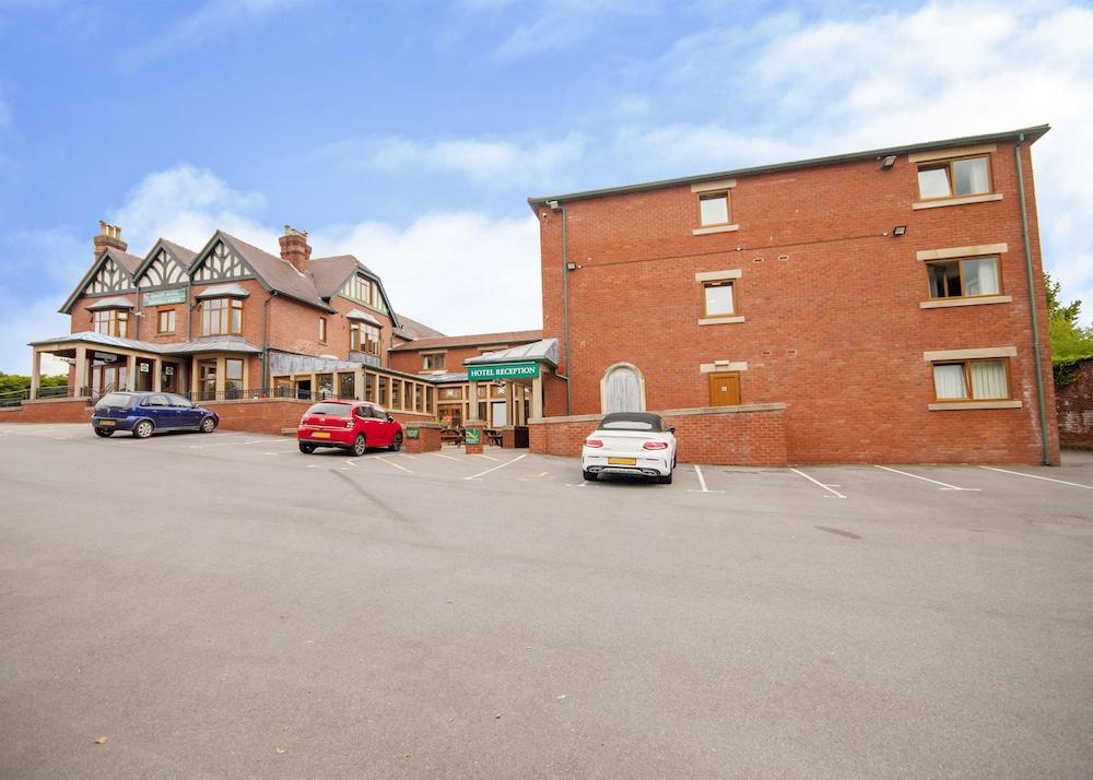 Staindrop Hotel Exterior