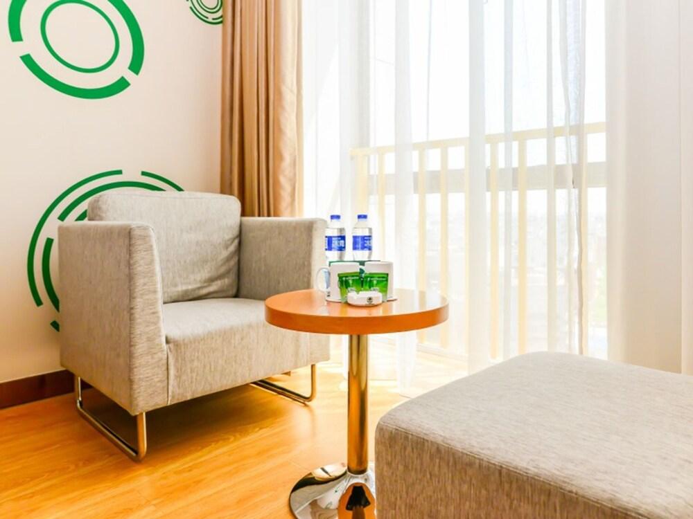 جرين تري إن ووهو فانغو فور فيز وانتشون فورشن بلازا هوتل غرفة