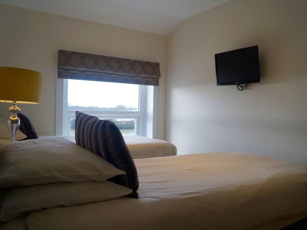 The Arun View Inn Room