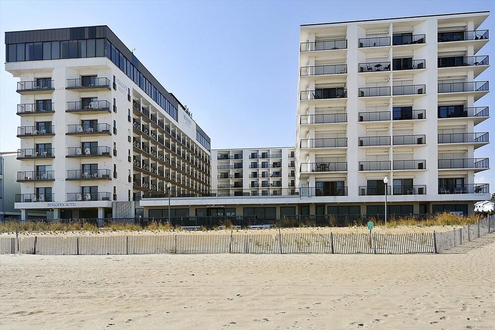 هينلوبين يونيت 720 باي لونج آند فوستر المنطقة الخارجية