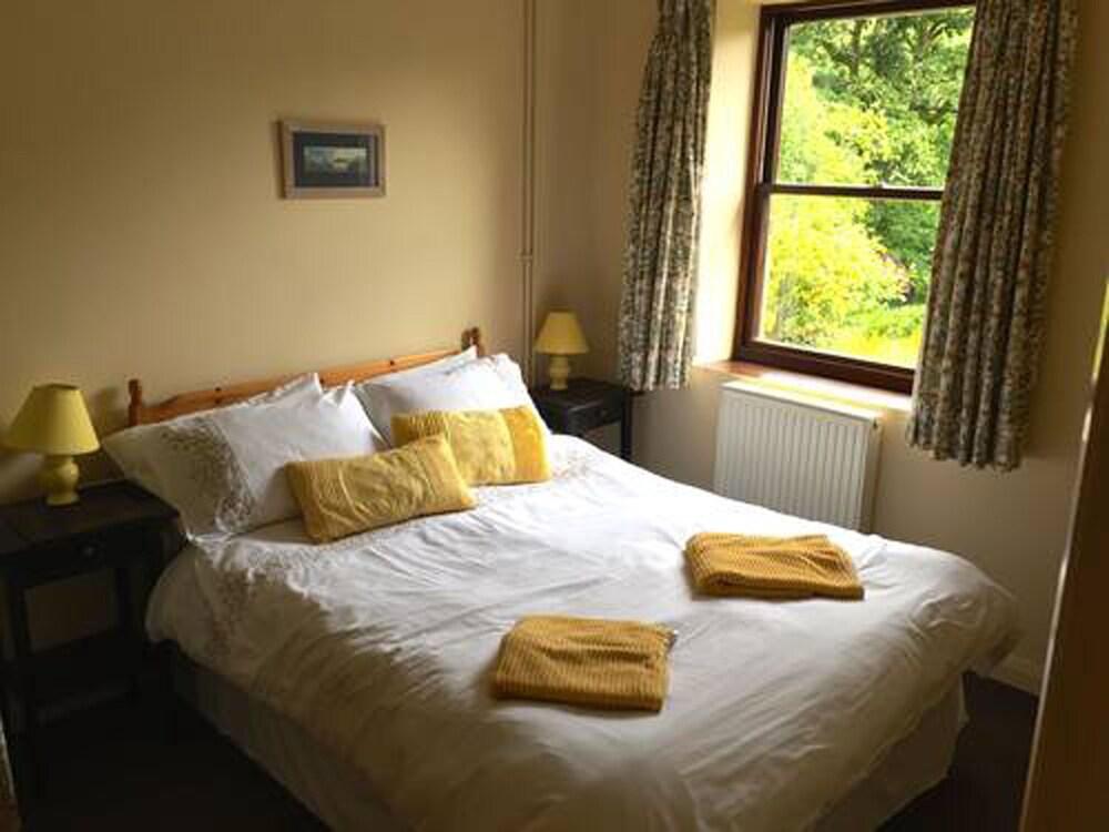 Cwm Irfon Lodge Cottages Room