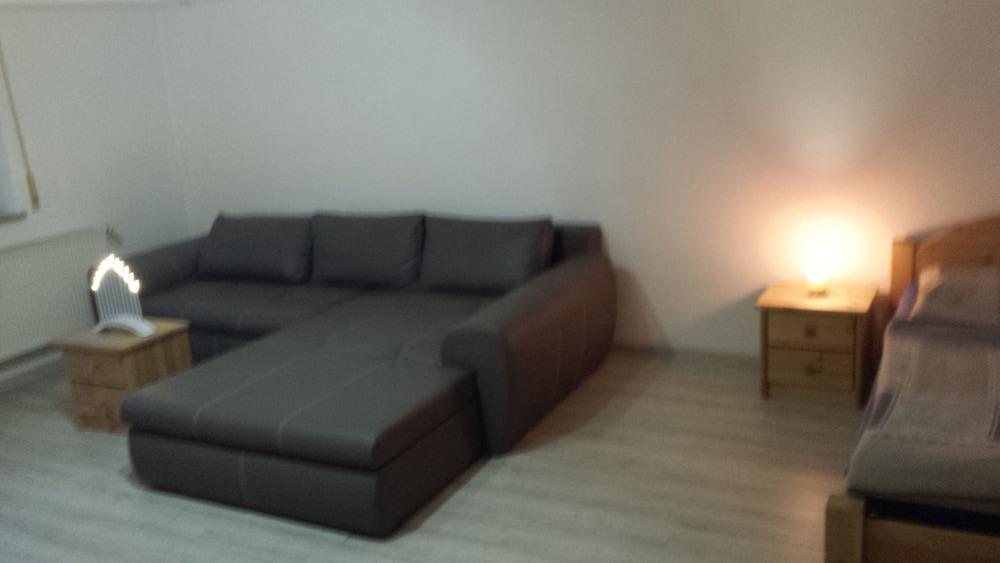 مونتورتسيمر آند فرينفونونج جي كلمنت غرفة