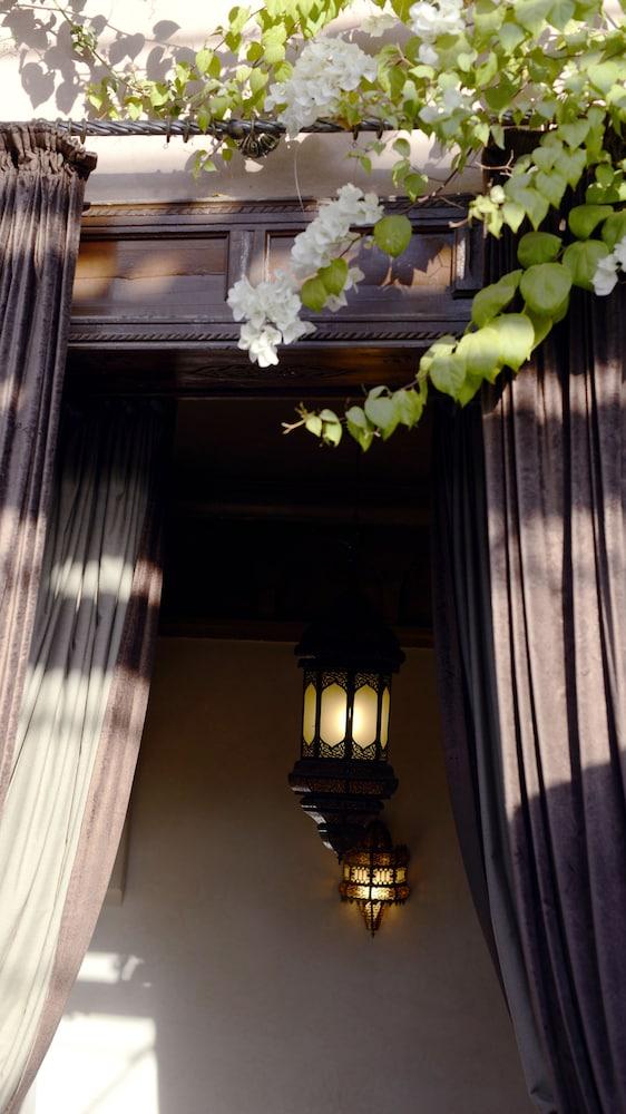 Riad Wow Exterior