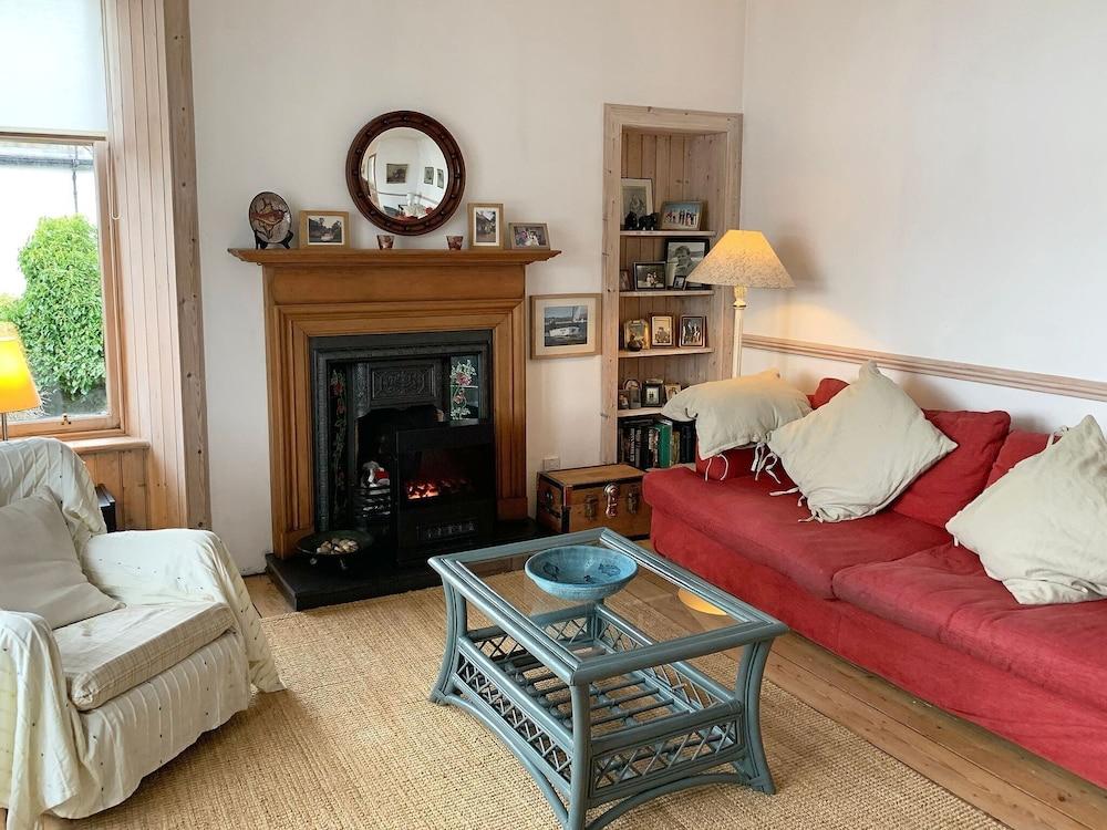 ريلاكسد هوليداي هوم إن تاربرت نير وايت شور بيتش غرفة معيشة