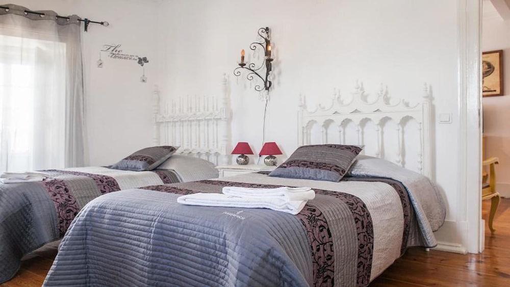 فايند مي إن بوتيك بينتهاوس غرفة