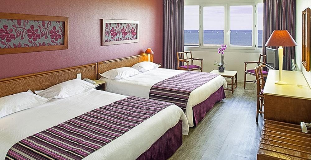 أوتل دي لو يوروب غرفة