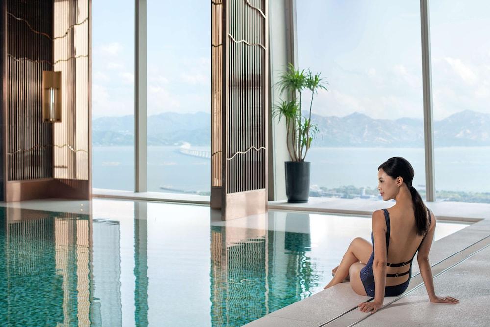 Raffles Shenzhen Indoor Pool