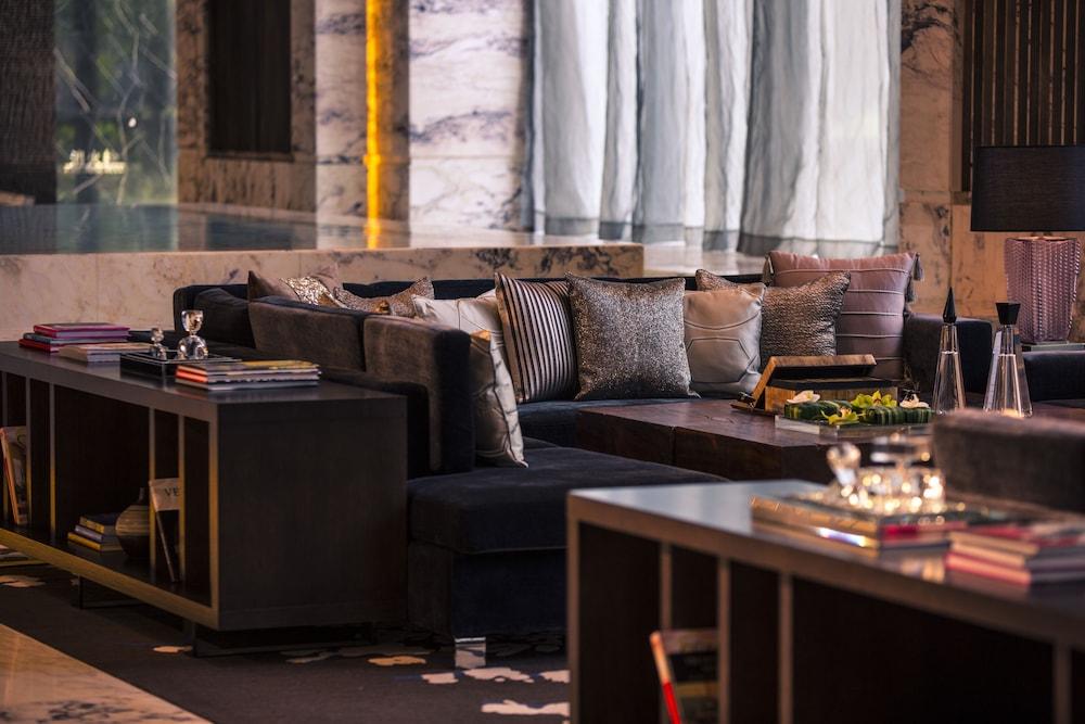 رينيسانس شنغهاي كاوهيجنج هوتل منطقة الجلوس في الردهة