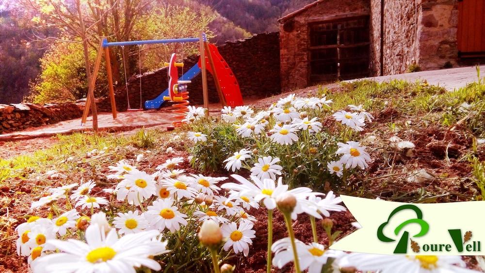 كازا رورال كان سولير دي روكابرونا صالة رياضية