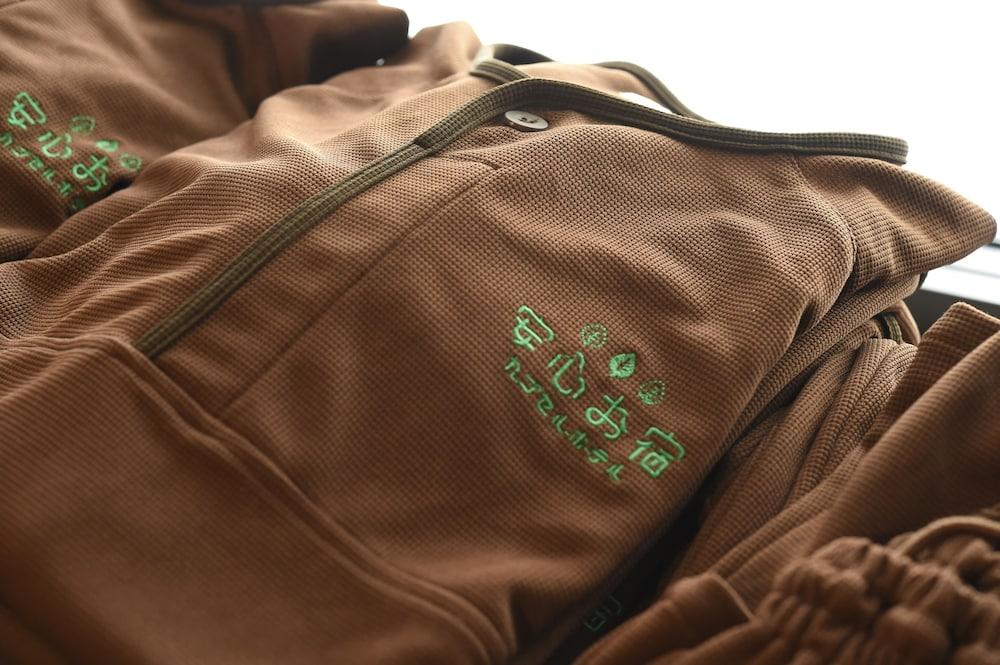 آنشين أويادو وومان طوكيو جينزا شيودوميتين -  كوترز تو ومن نادي صحي