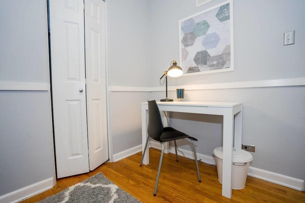 ذا دنفر دن إن مايفير بارك إنورموس باكيارد ويذ جريل سليبس 7 غرفة