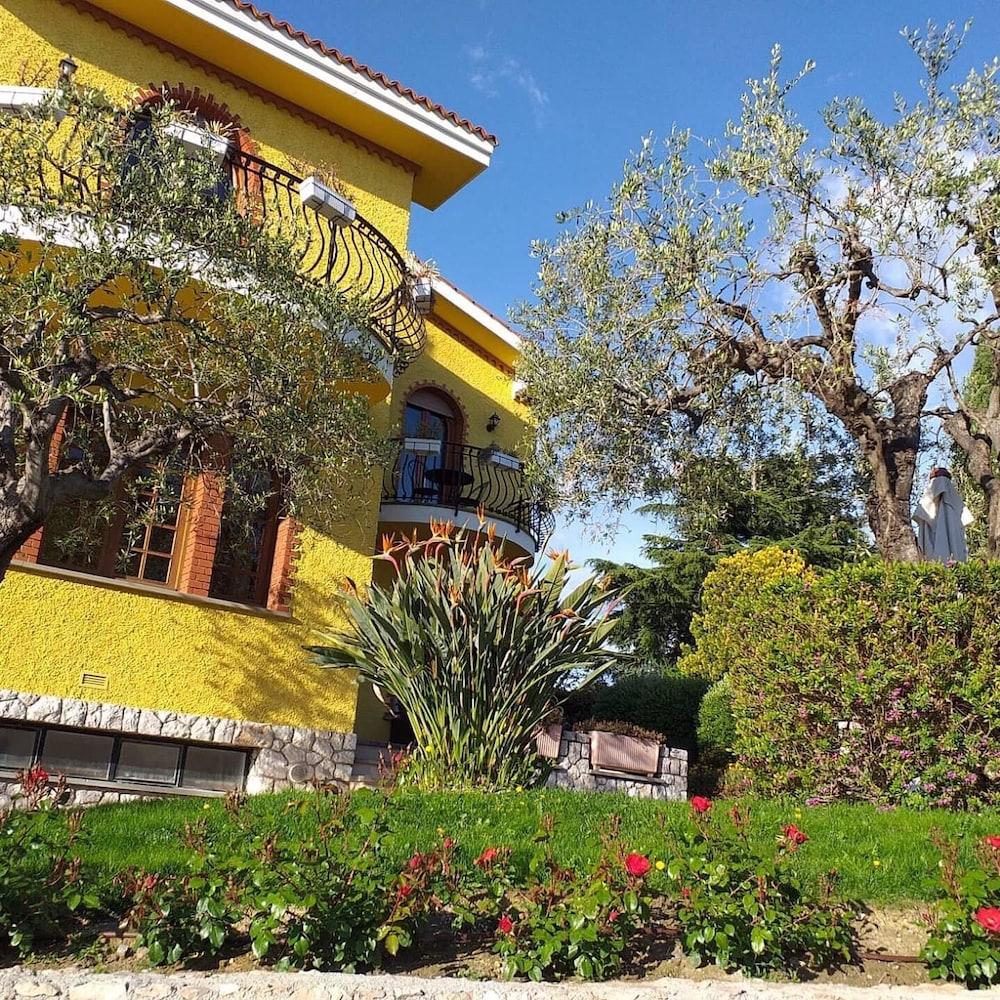 لا فينيسترا سول ماري