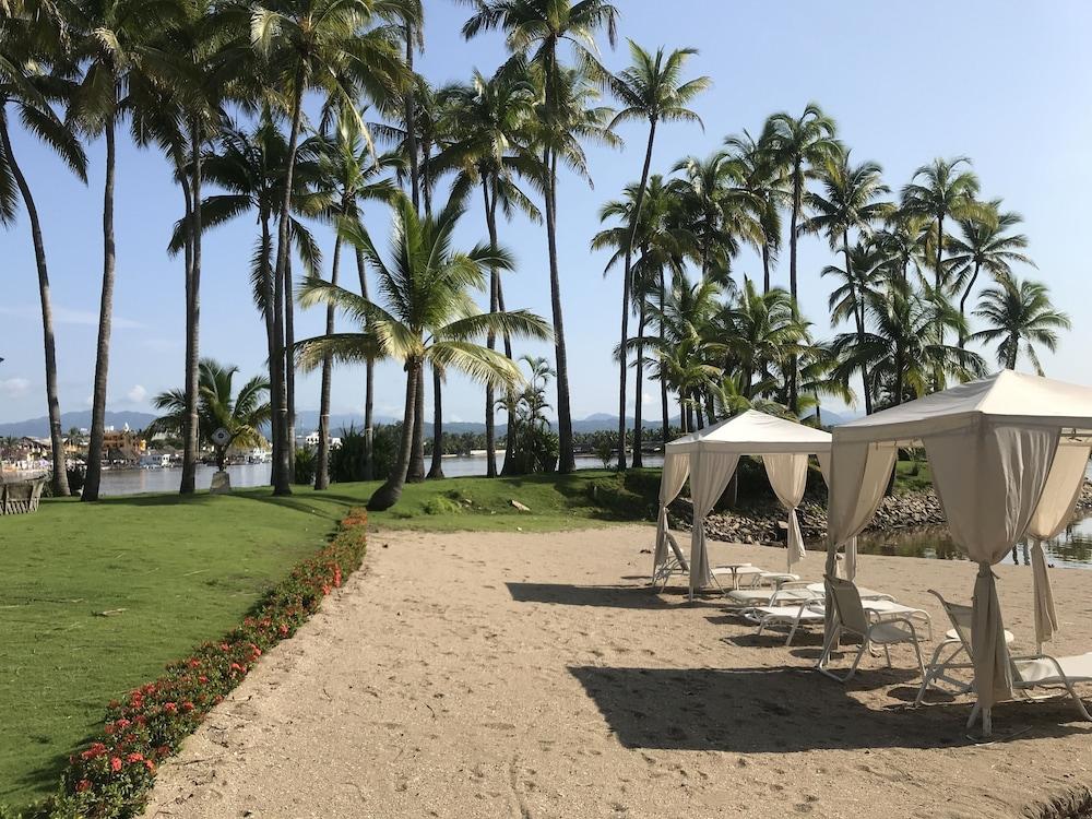 مارينا فيلاز - جراند إيسلا نافيداد الشاطئ