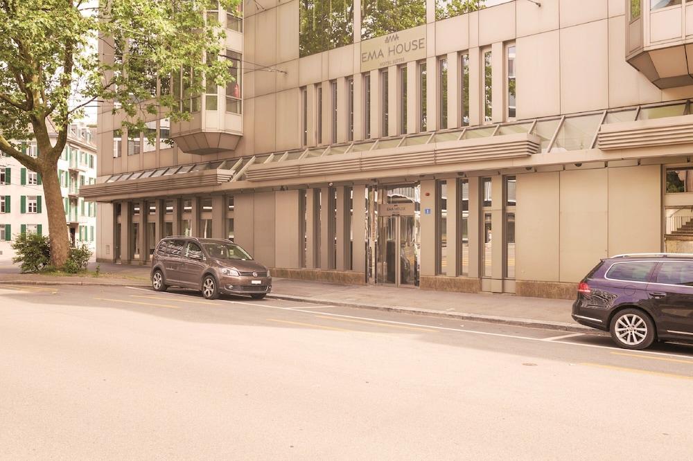 إي إم إيه هاوس هوتل سويتس منظر من الجو