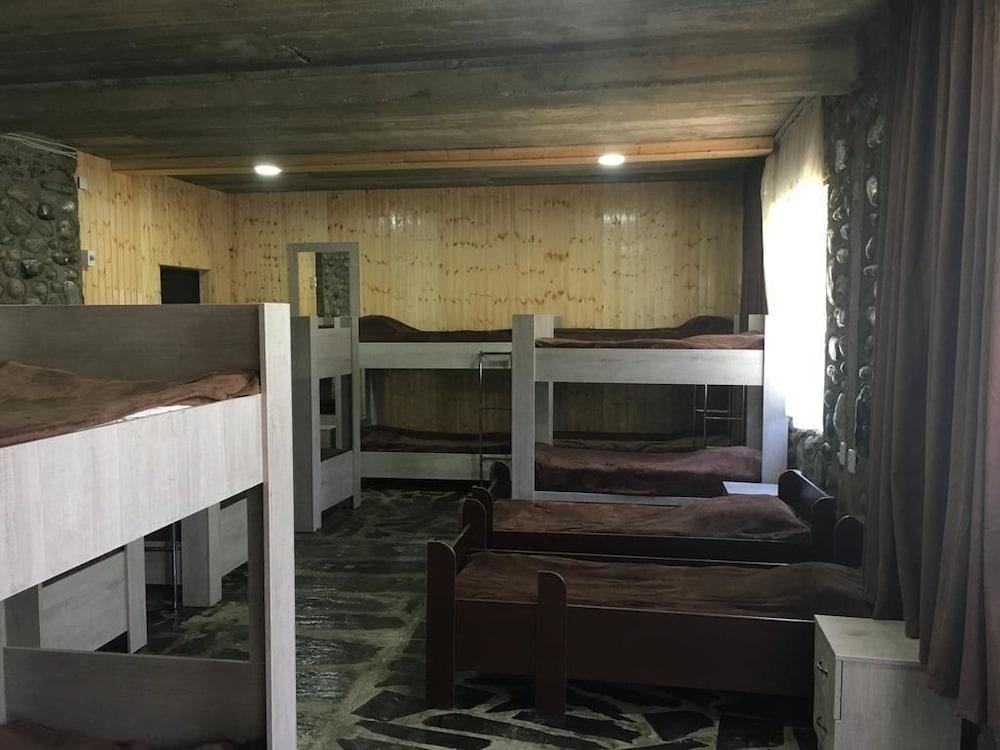 Manoni's Guesthouse Room