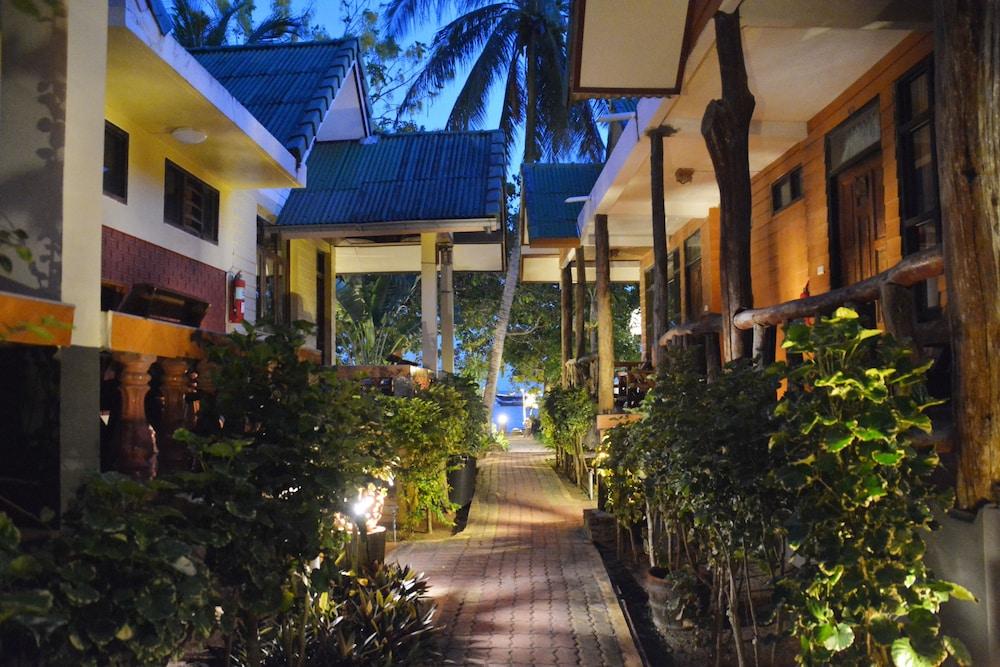 Kantiang Bay View Resort Interior