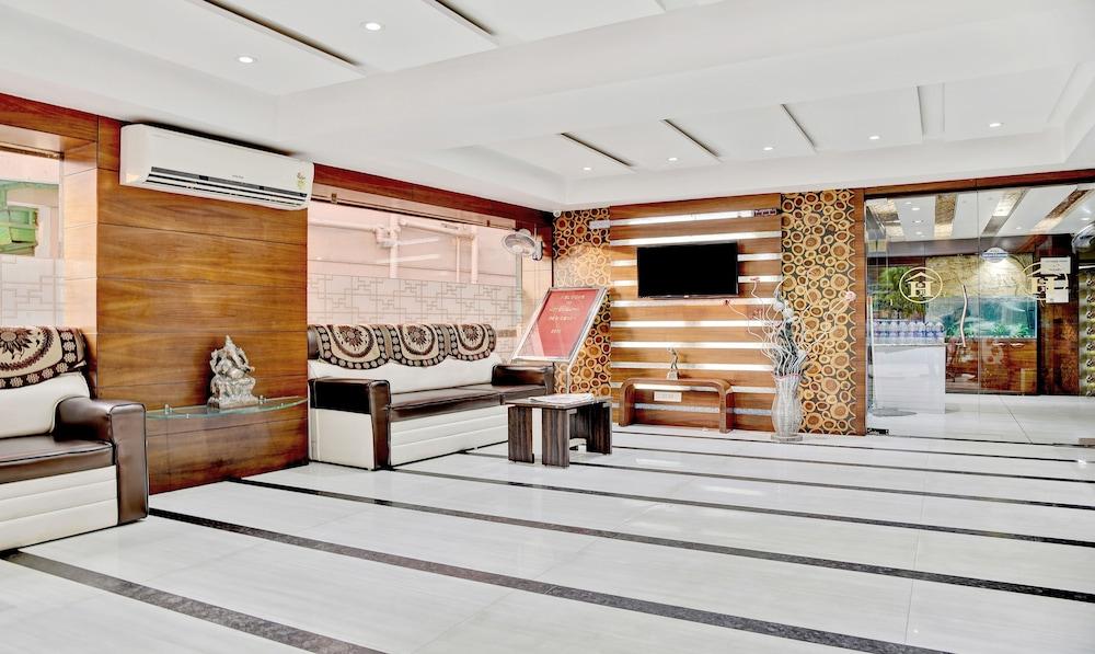 Treebo Trip Sathi Residency Lobby