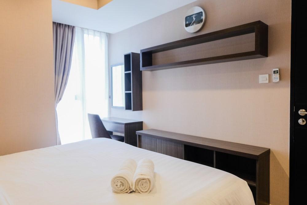 Highest Value 1BR Apartment at The Branz BSD Room
