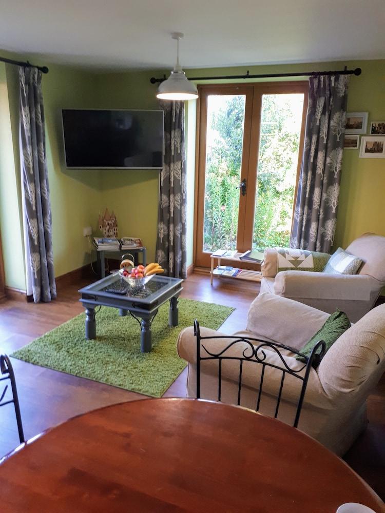 Field View B&B Interior Entrance