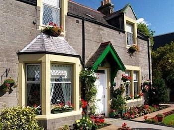 Emerald Guest House Featured Image
