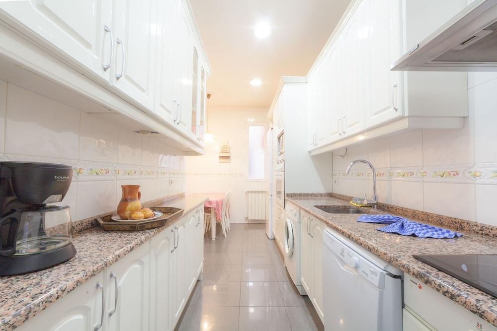 كلاسيكال فلات إن باريو سالامانكا باي ألو هاوسينج أخرى