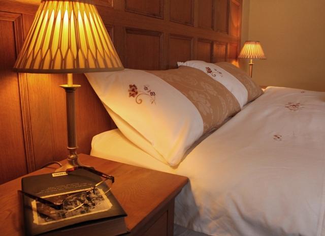 ذا أولد فيكاريدج كانتري هاوس بد آند بريكفاست أخرى