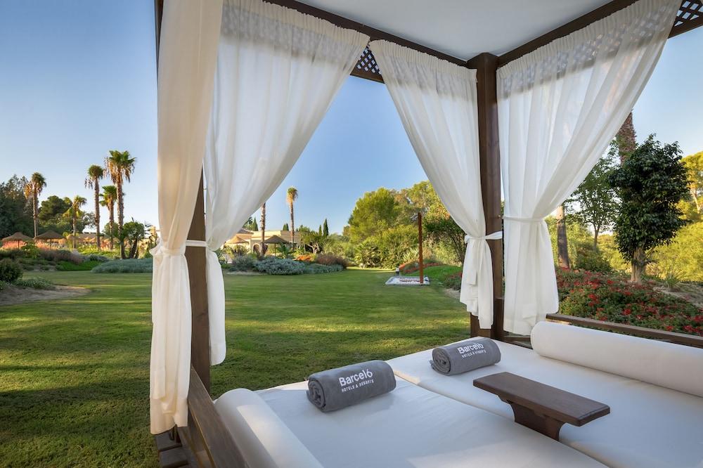 بارثيلو جيريث مونتيكاستيلو آند كونفينشن سنتر المنطقة المحيطة بالمنشأة