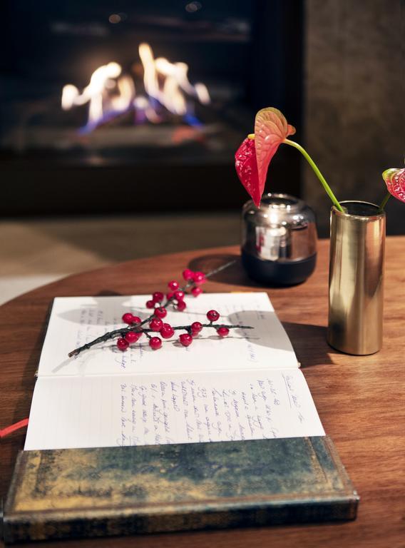 بيلوز جراند هوتل بلايس روبي أخرى