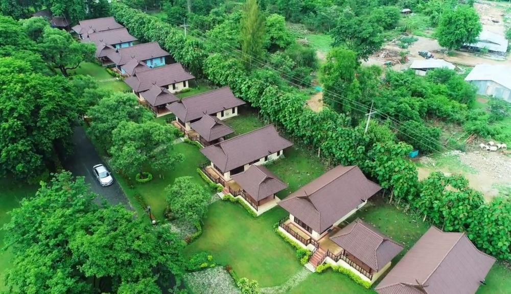 Doi Inthanon Riverside Resort Aerial View