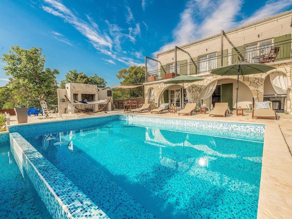 Beautiful Stone Villa With Private Infinity Pool and a Fascinating sea View Waterslide