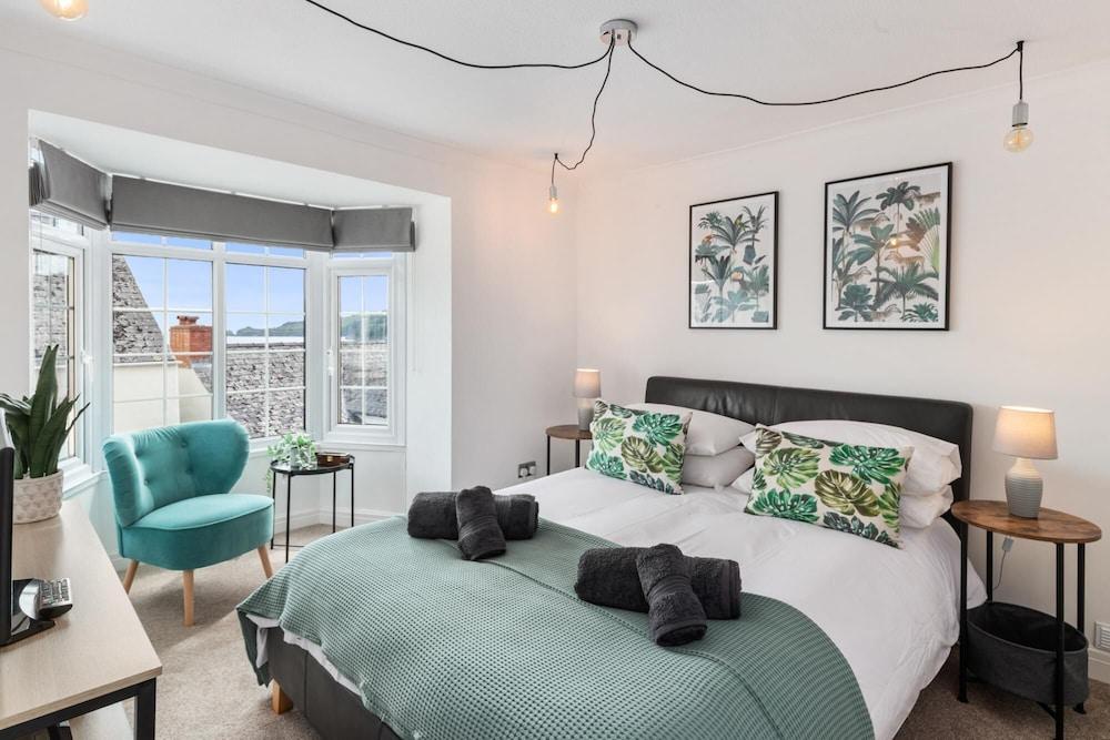 آيفيدين - بيوتيفول كوتيدج ستون ثرو فروم بيتش واندرفول سي فيوز غرفة