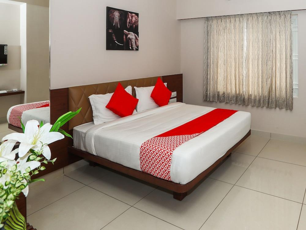 OYO 15220 JN Stay