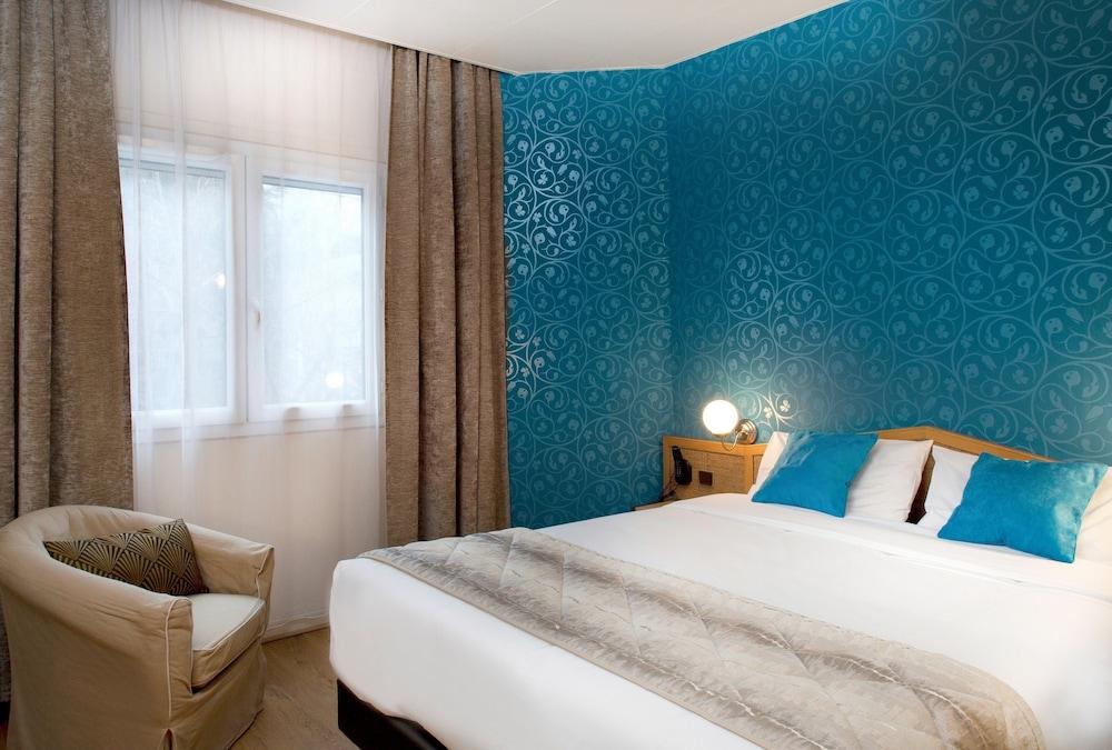 لوجي أوتل دو ميدي - سان إتين سود