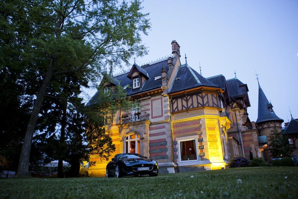 فيلا روستشايلد، آن أوتوجراف كوليكشن هوتل تفاصيل الفندق من الخارج