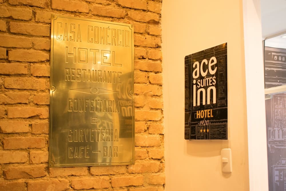 HMG Suítes Inn Centro Histórico Interior Entrance