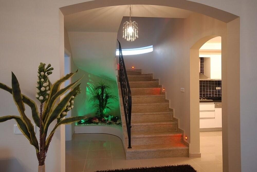 بيليك هوليداي هومز داخلي