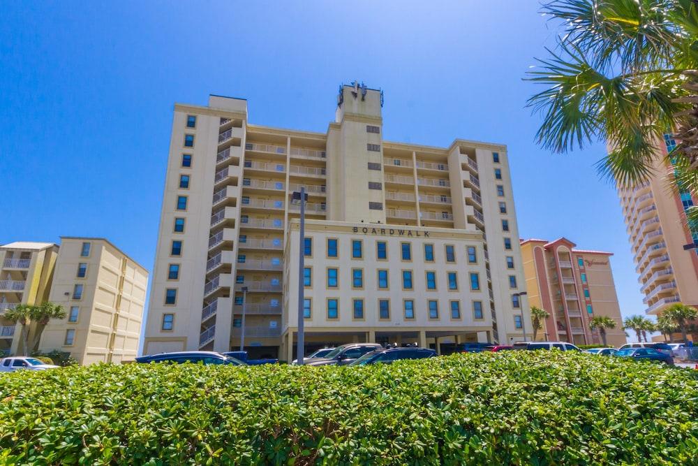 Boardwalk Condos by Hosteeva Exterior