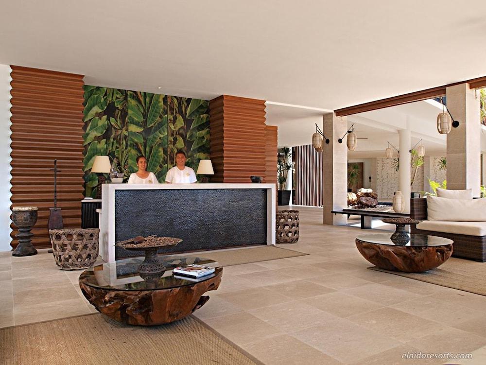 Pangulasian Island Resort Reception